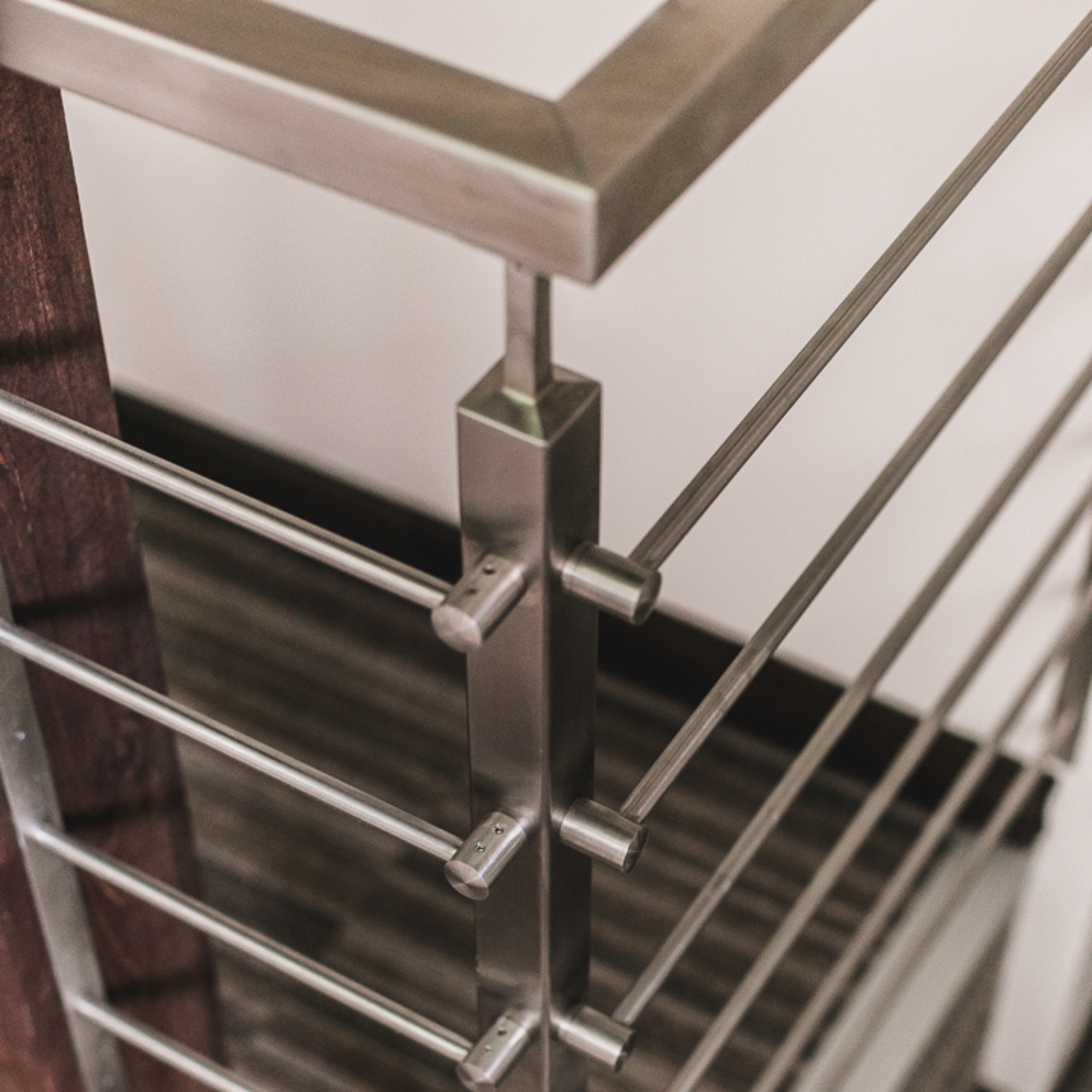 Crossbar holders Product Collection